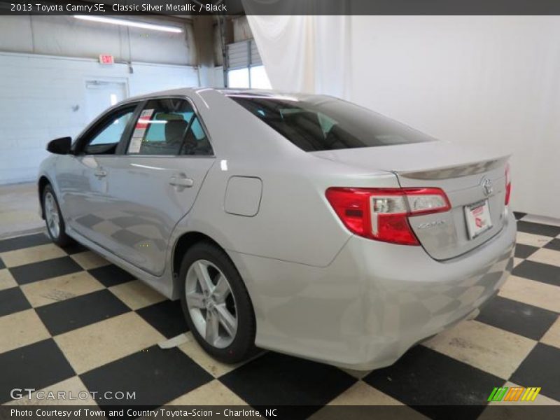 Classic Silver Metallic / Black 2013 Toyota Camry SE