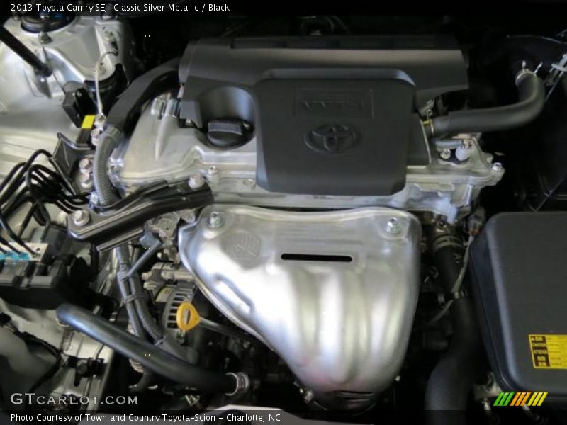 Classic Silver Metallic / Black 2013 Toyota Camry SE