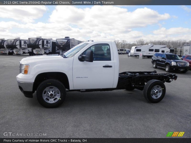  2013 Sierra 2500HD Regular Cab Chassis Summit White