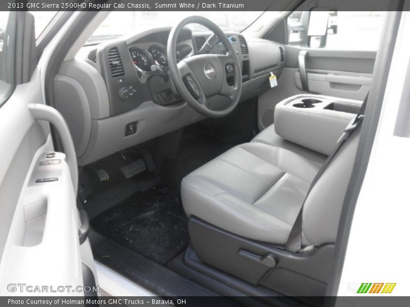 Summit White / Dark Titanium 2013 GMC Sierra 2500HD Regular Cab Chassis