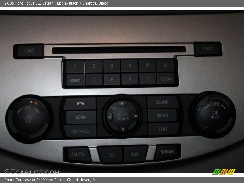 Ebony Black / Charcoal Black 2009 Ford Focus SES Sedan
