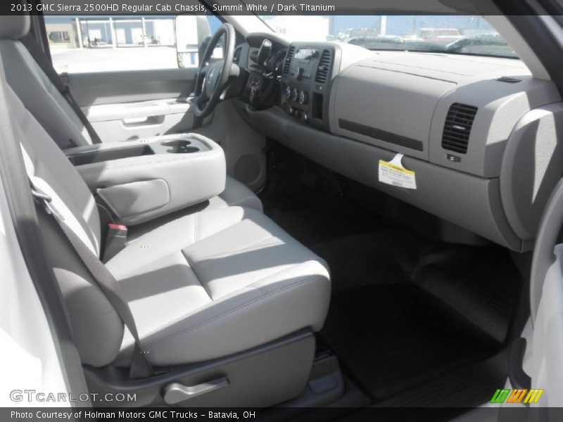 Summit White / Dark Titanium 2013 GMC Sierra 2500HD Regular Cab Chassis
