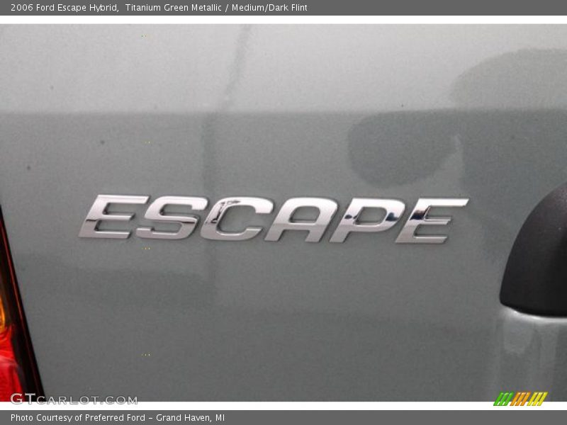  2006 Escape Hybrid Logo