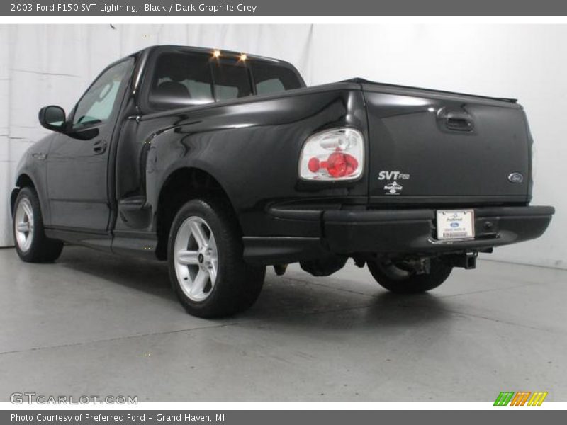 Black / Dark Graphite Grey 2003 Ford F150 SVT Lightning