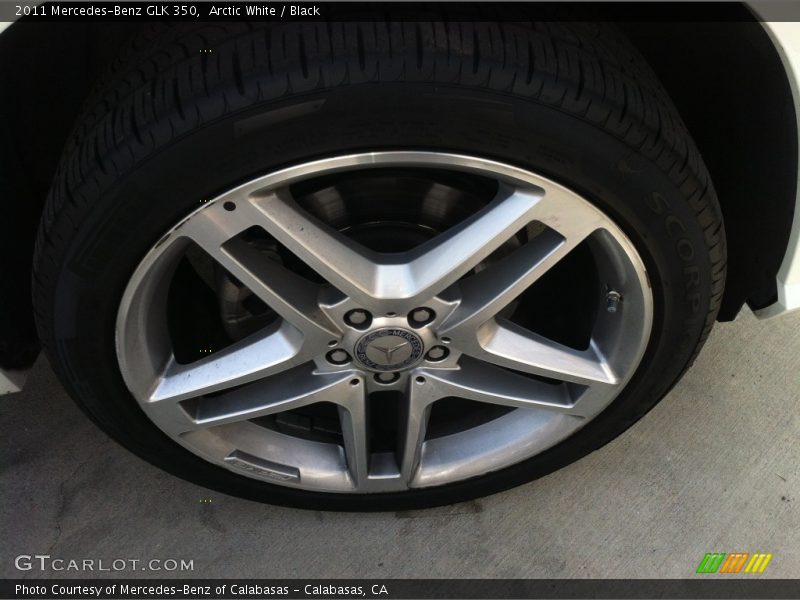 Arctic White / Black 2011 Mercedes-Benz GLK 350