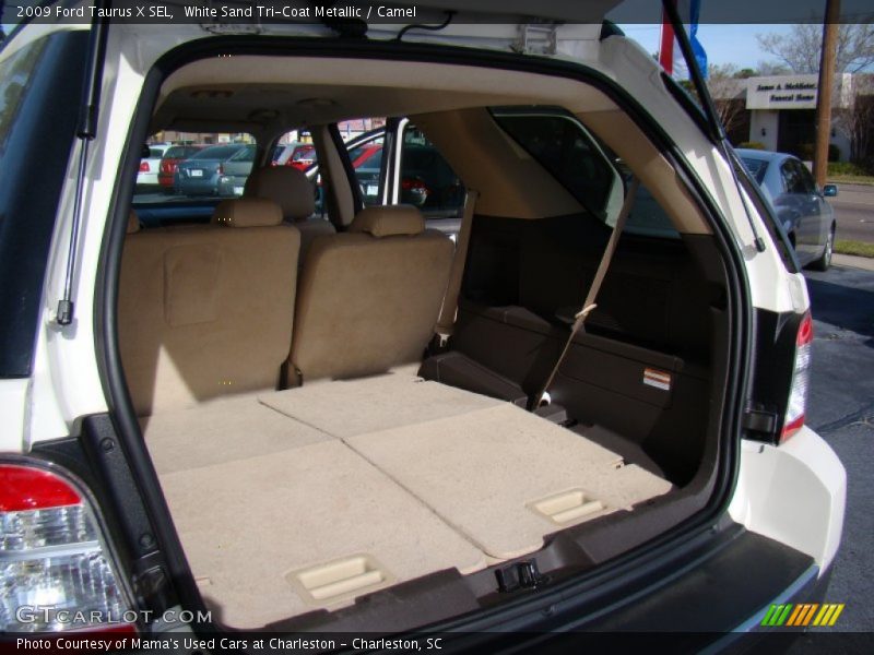 White Sand Tri-Coat Metallic / Camel 2009 Ford Taurus X SEL