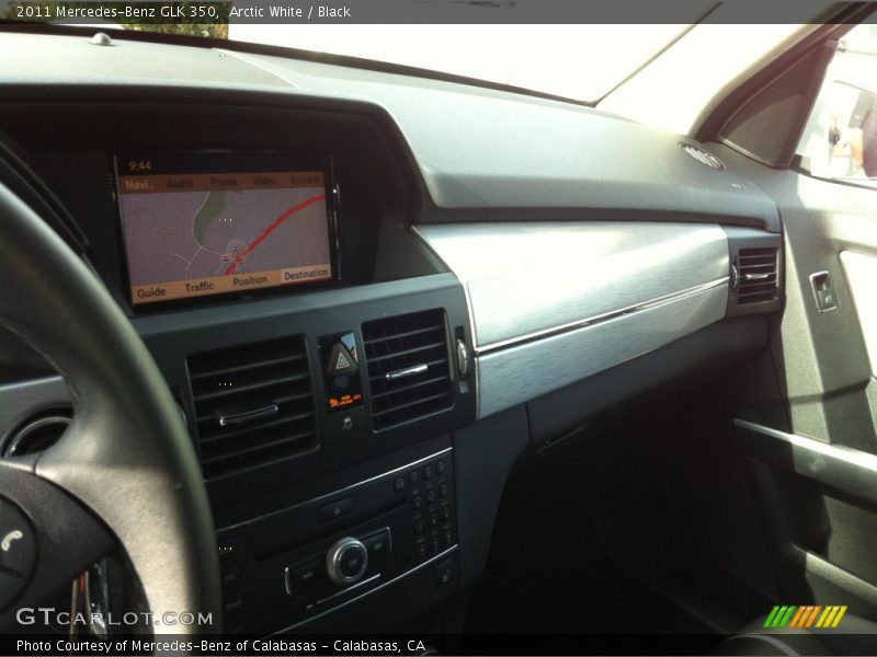 Arctic White / Black 2011 Mercedes-Benz GLK 350