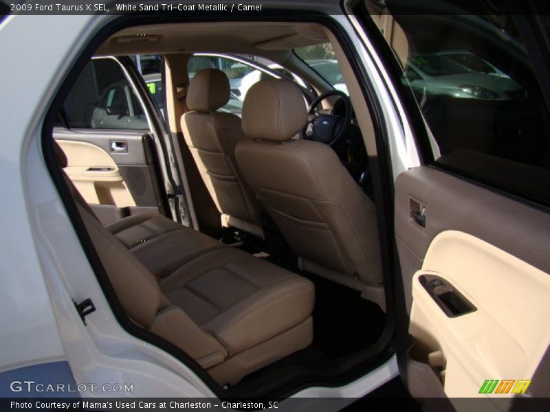 White Sand Tri-Coat Metallic / Camel 2009 Ford Taurus X SEL