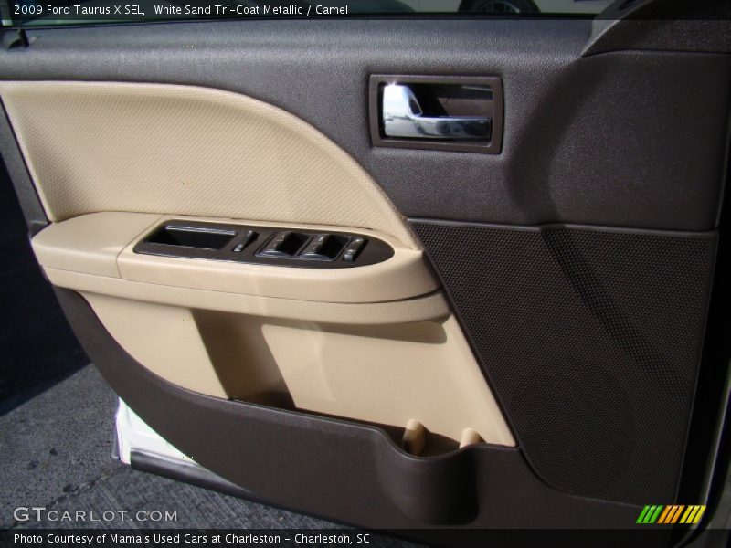 White Sand Tri-Coat Metallic / Camel 2009 Ford Taurus X SEL