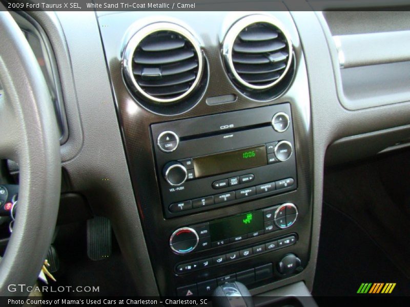 White Sand Tri-Coat Metallic / Camel 2009 Ford Taurus X SEL