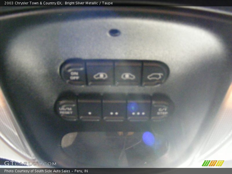 Bright Silver Metallic / Taupe 2003 Chrysler Town & Country EX