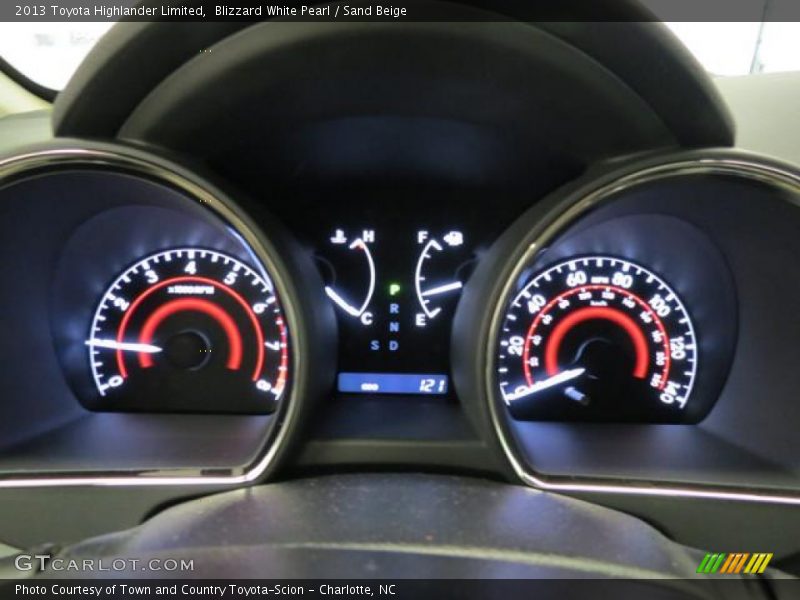 Blizzard White Pearl / Sand Beige 2013 Toyota Highlander Limited