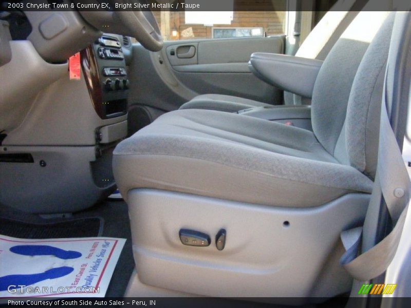 Bright Silver Metallic / Taupe 2003 Chrysler Town & Country EX