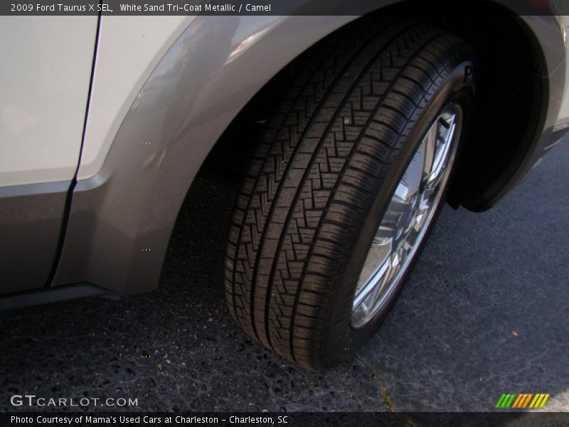 White Sand Tri-Coat Metallic / Camel 2009 Ford Taurus X SEL