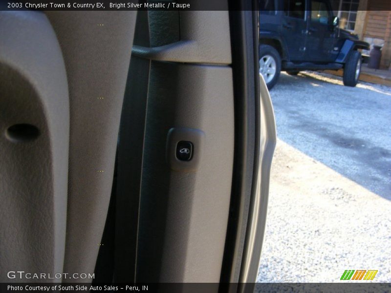 Bright Silver Metallic / Taupe 2003 Chrysler Town & Country EX