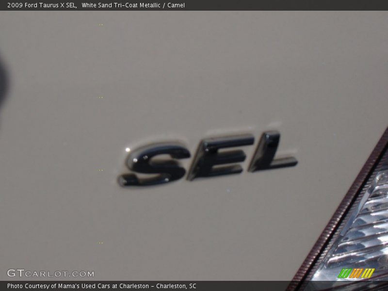  2009 Taurus X SEL Logo