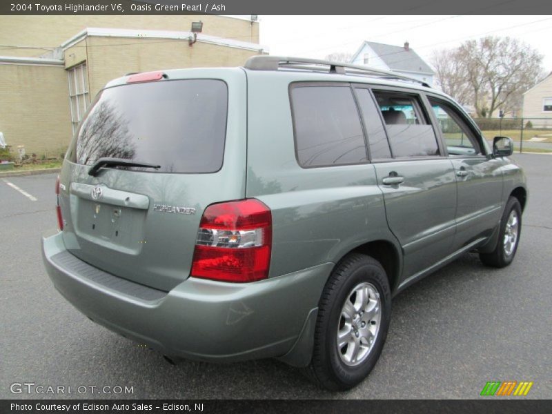 Oasis Green Pearl / Ash 2004 Toyota Highlander V6