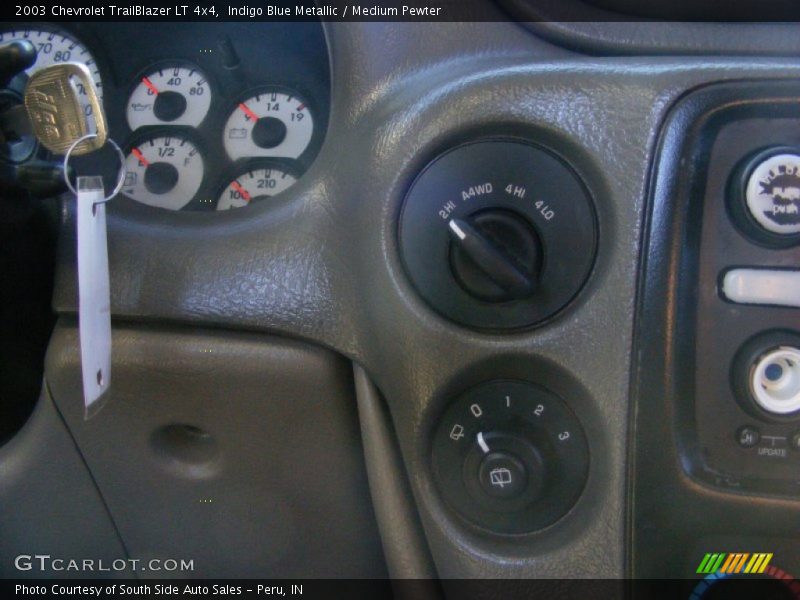 Indigo Blue Metallic / Medium Pewter 2003 Chevrolet TrailBlazer LT 4x4
