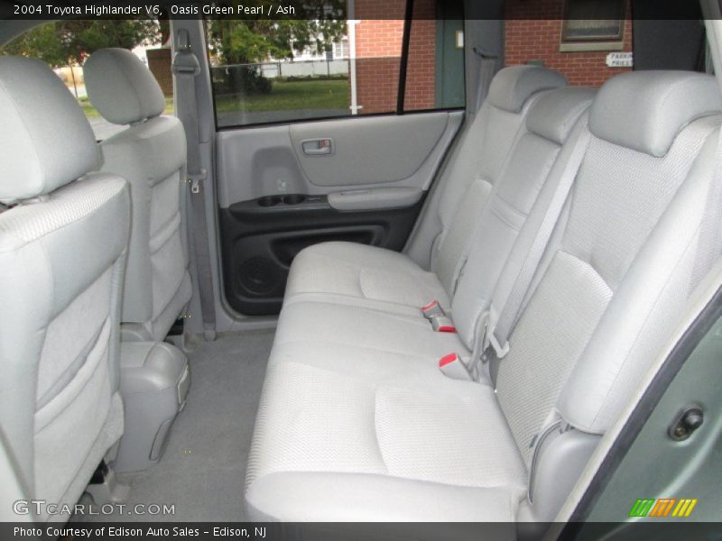 Rear Seat of 2004 Highlander V6