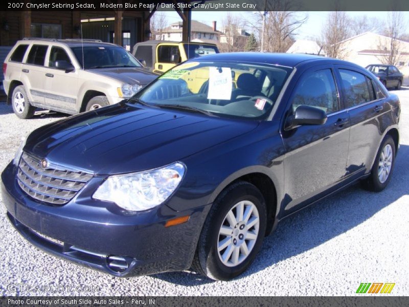 Front 3/4 View of 2007 Sebring Sedan