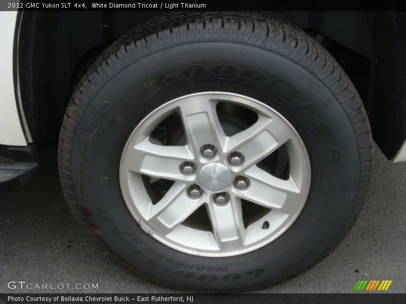 White Diamond Tricoat / Light Titanium 2012 GMC Yukon SLT 4x4