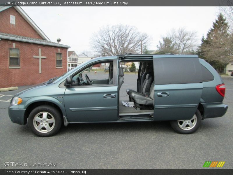 Magnesium Pearl / Medium Slate Gray 2007 Dodge Grand Caravan SXT