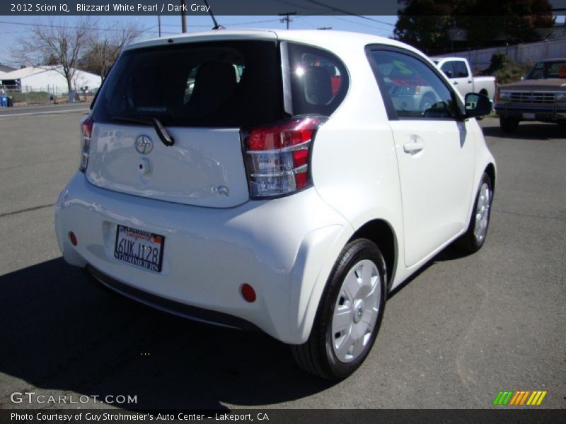 Blizzard White Pearl / Dark Gray 2012 Scion iQ