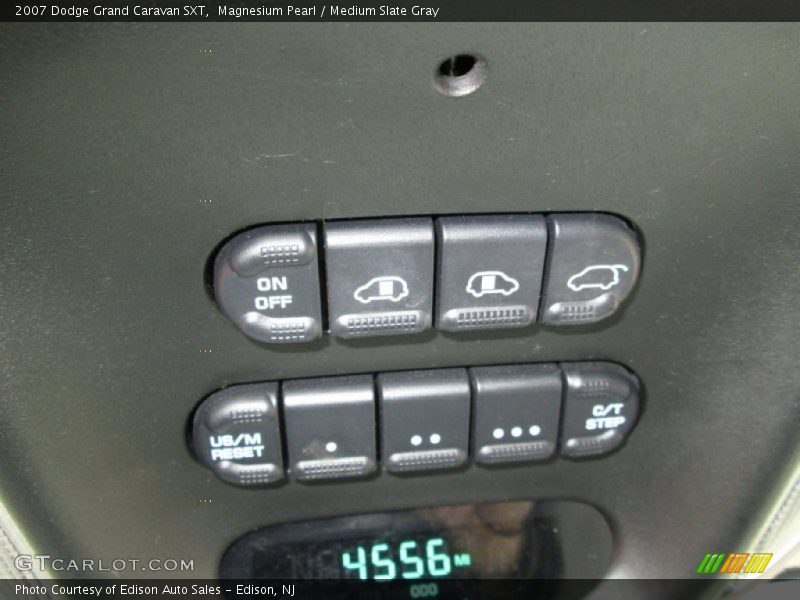 Controls of 2007 Grand Caravan SXT