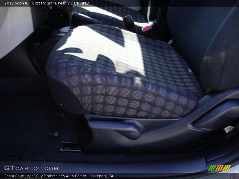 Blizzard White Pearl / Dark Gray 2012 Scion iQ