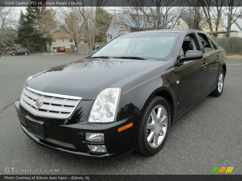 Front 3/4 View of 2006 STS V6