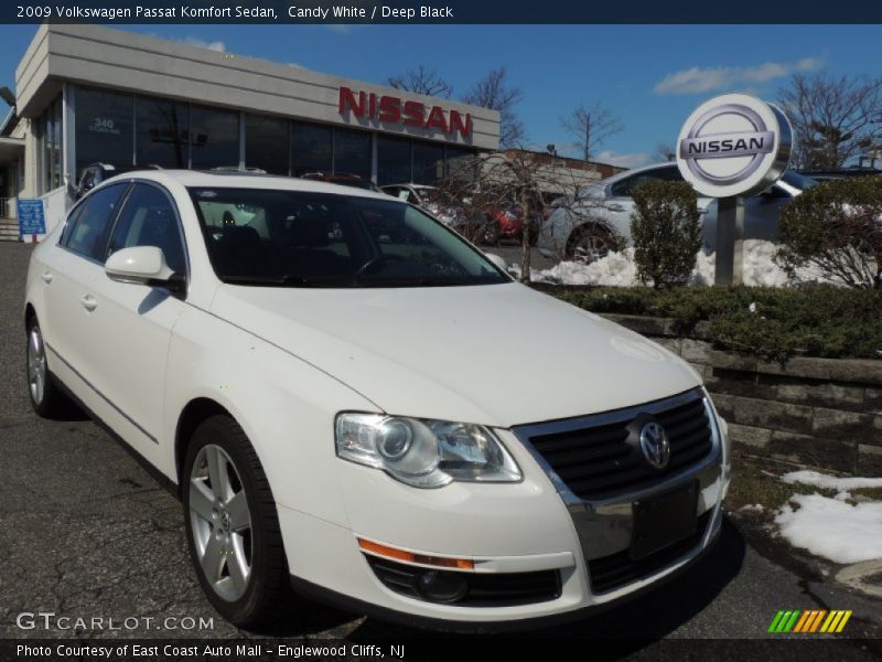 Candy White / Deep Black 2009 Volkswagen Passat Komfort Sedan