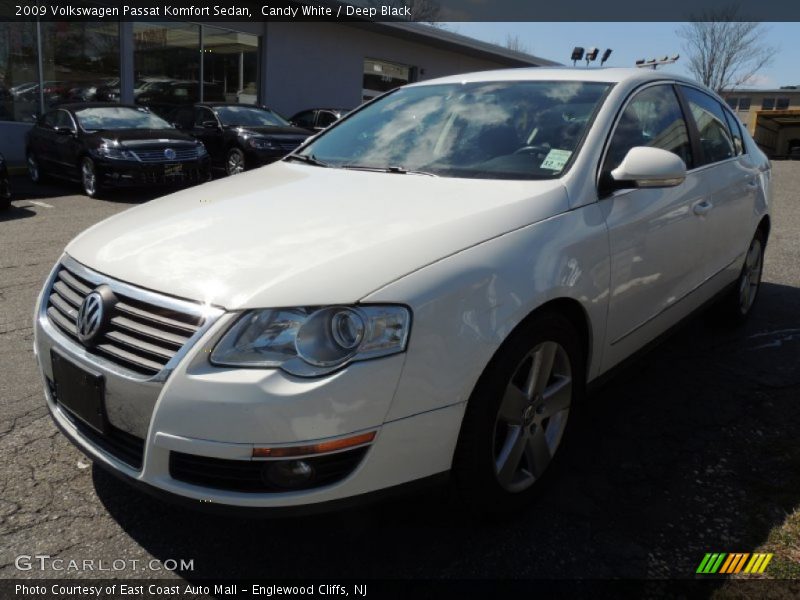 Candy White / Deep Black 2009 Volkswagen Passat Komfort Sedan