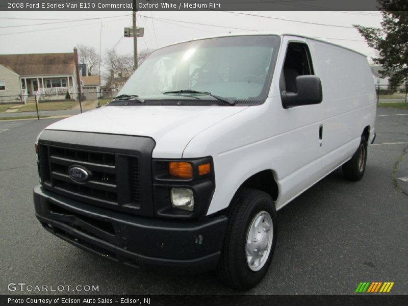 Front 3/4 View of 2008 E Series Van E150 Commercial