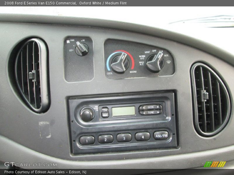 Controls of 2008 E Series Van E150 Commercial