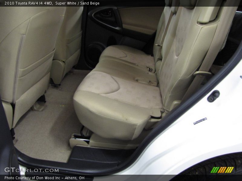 Super White / Sand Beige 2010 Toyota RAV4 I4 4WD