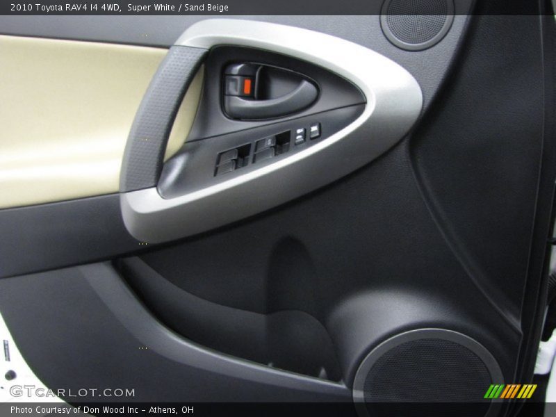 Super White / Sand Beige 2010 Toyota RAV4 I4 4WD