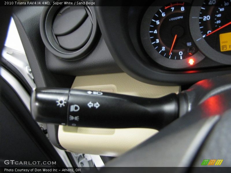 Super White / Sand Beige 2010 Toyota RAV4 I4 4WD