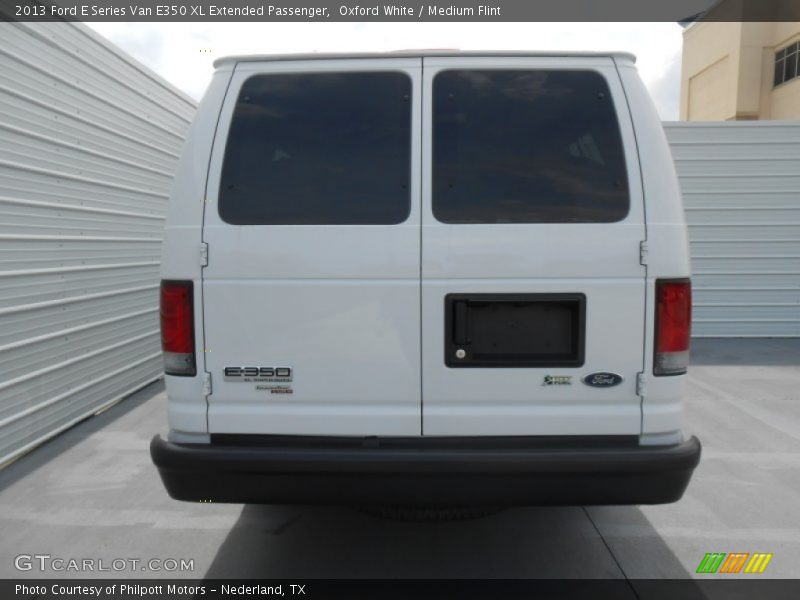 Oxford White / Medium Flint 2013 Ford E Series Van E350 XL Extended Passenger