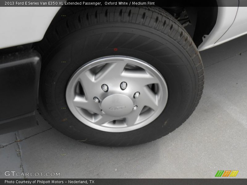  2013 E Series Van E350 XL Extended Passenger Wheel