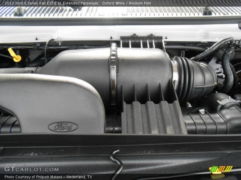 2013 E Series Van E350 XL Extended Passenger Engine - 5.4 Liter Flex-Fuel SOHC 16-Valve Triton V8