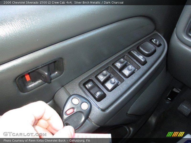 Silver Birch Metallic / Dark Charcoal 2006 Chevrolet Silverado 1500 LS Crew Cab 4x4