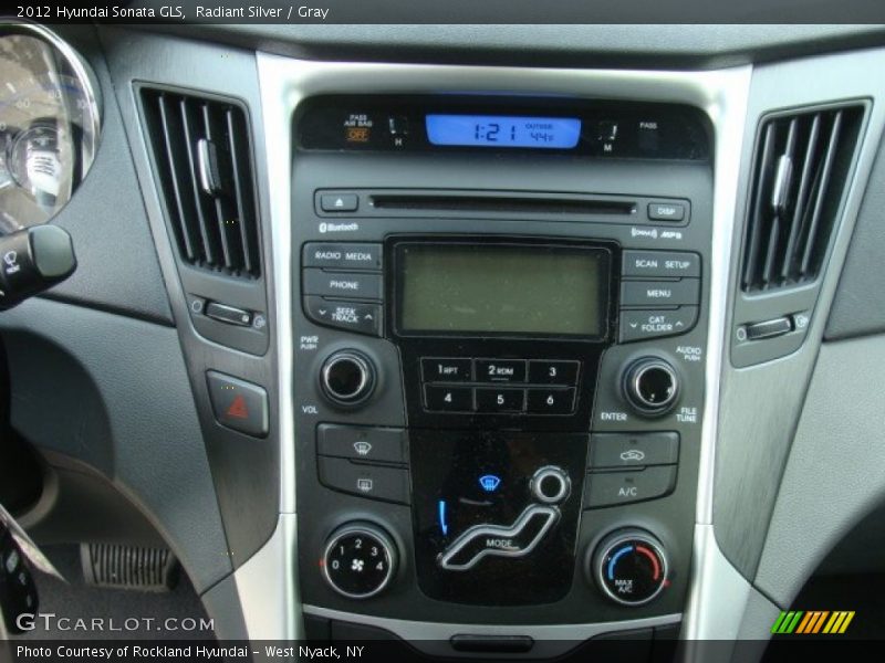Radiant Silver / Gray 2012 Hyundai Sonata GLS
