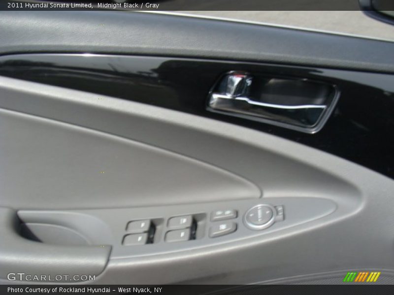 Midnight Black / Gray 2011 Hyundai Sonata Limited