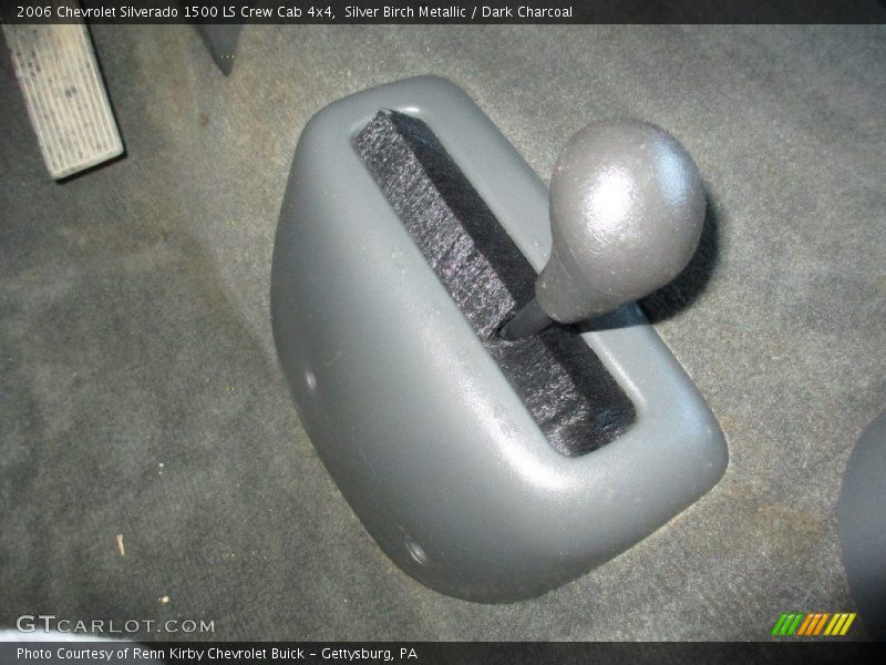 Silver Birch Metallic / Dark Charcoal 2006 Chevrolet Silverado 1500 LS Crew Cab 4x4