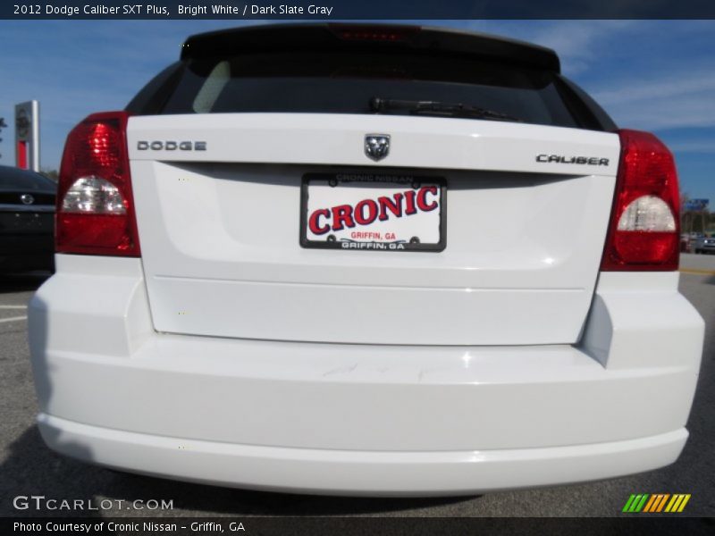 Bright White / Dark Slate Gray 2012 Dodge Caliber SXT Plus