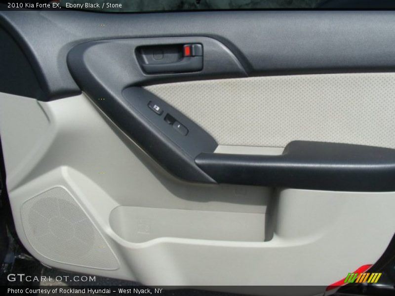 Ebony Black / Stone 2010 Kia Forte EX