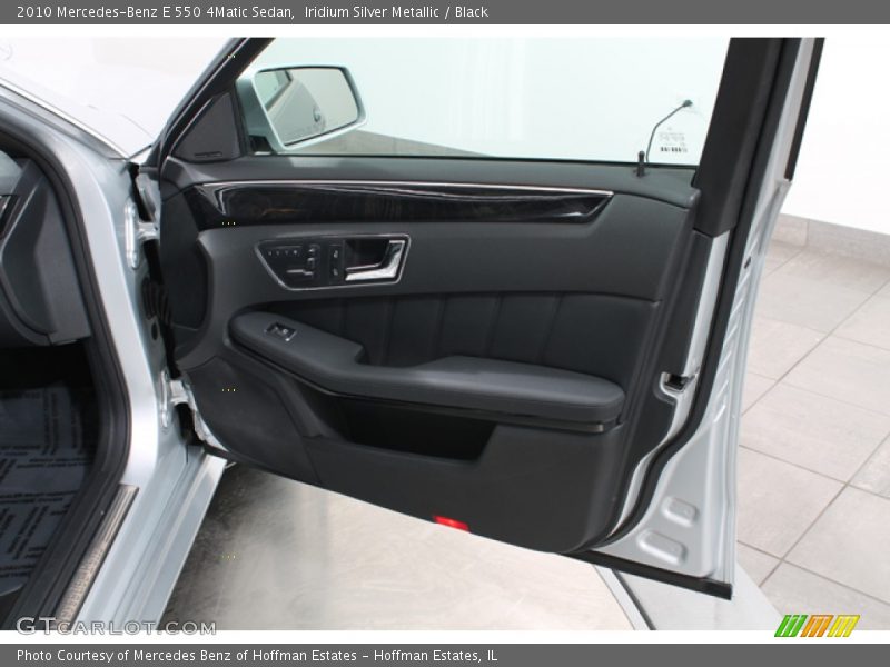 Iridium Silver Metallic / Black 2010 Mercedes-Benz E 550 4Matic Sedan