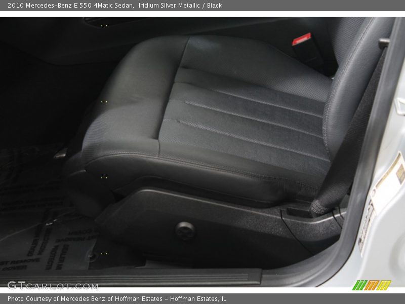 Iridium Silver Metallic / Black 2010 Mercedes-Benz E 550 4Matic Sedan
