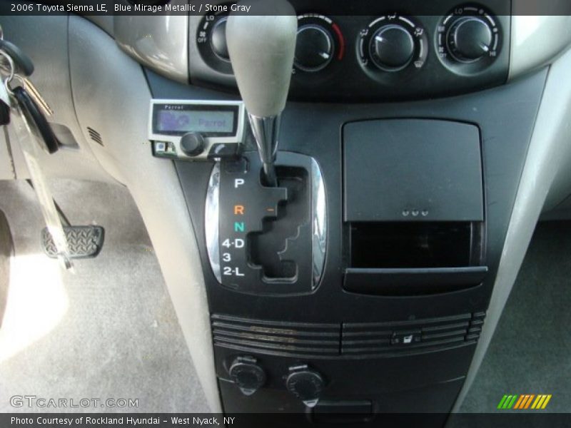  2006 Sienna LE 5 Speed Automatic Shifter