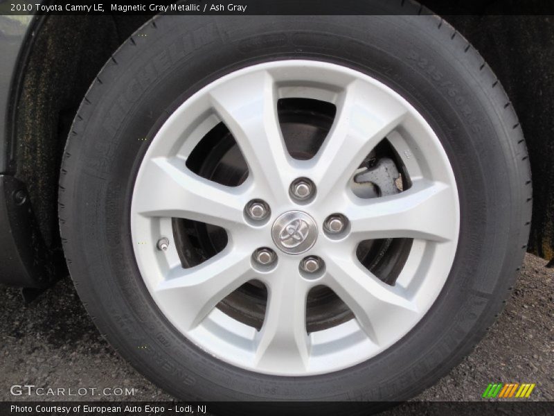 Magnetic Gray Metallic / Ash Gray 2010 Toyota Camry LE